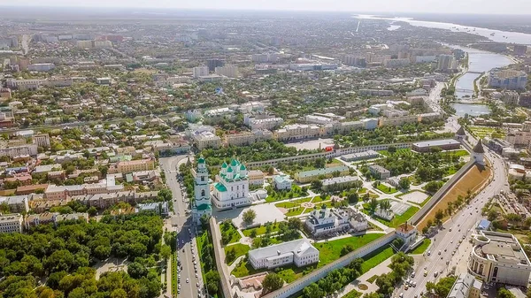 阿斯特拉罕克里姆林宫的鸟瞰图 历史和建筑建筑群 俄罗斯 阿斯特拉罕 — 图库照片