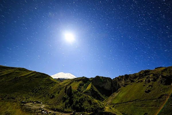 Moon Mount Elbrus Night Landscape Russia Fading Lines Stars — Stock Photo, Image