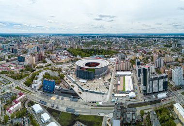 Rusya, Ekaterinburg - 30 Mayıs 2018: Merkez stadyum Yekaterinburg şehir. FIFA futbol konumunu 2018 eşleşir. Havadan görünümü