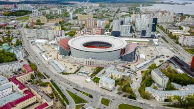 Rusya, Ekaterinburg - 30 Mayıs 2018: Merkez stadyum Yekaterinburg şehir. 2018, Dron dan FIFA futbol konumuyla eşleşen  