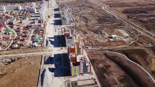 Rozpětí Nad Nové Výstavbě Domů Akademicheskiy Okres Jekatěrinburg Rusko Video — Stock video