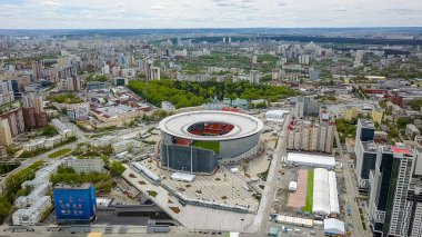 Rusya, Ekaterinburg - 30 Mayıs 2018: Merkez stadyum Yekaterinburg şehir. 2018, Dron dan FIFA futbol konumuyla eşleşen  