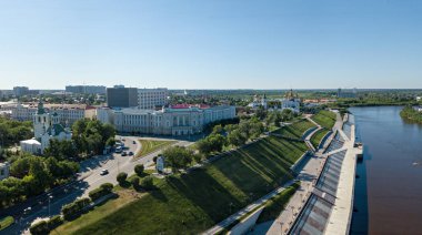Rusya, Tyumen - 15 Temmuz 2018: Şehir, Tyumen, nehir Tura, Rusya Federasyonu çıkabilir. Hava fotoğrafçılığı