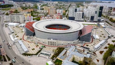 Rusya, Ekaterinburg - 30 Mayıs 2018: Merkez stadyum Yekaterinburg şehir. 2018, Dron dan FIFA futbol konumuyla eşleşen  