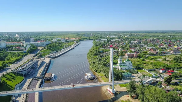 Staden Tyumen Banvallen Den Floden Tura Bridge Lovers Ryssland Tyumen — Stockfoto