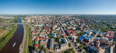 Tyumen şehir, nehir Tura, Rusya, Rus metin - Tyumen çıkabilir. Hava fotoğrafçılığı