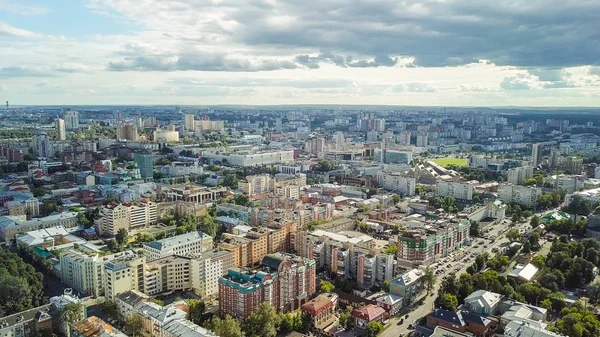 Rusya 'nın Perm kentinin panoramik görüntüsü  