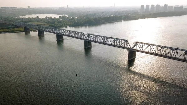First Railway Bridge in Novosibirsk. Panorama of the city of Novosibirsk. View on the river Ob. Russia, From Dron — Stock Image First Railway Bridge Novosibirsk Panorama City Novosibirsk View River Russia Stock Photo