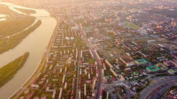 Vista Cidade Omsk Rio Irtysh Durante Pôr Sol Rússia Dron — Fotografia de Stock