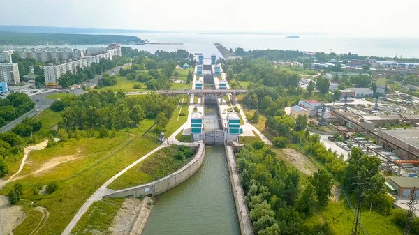 Puerta Embarque Central Hidroeléctrica Novosibirsk Río Desde Dron — Foto de Stock