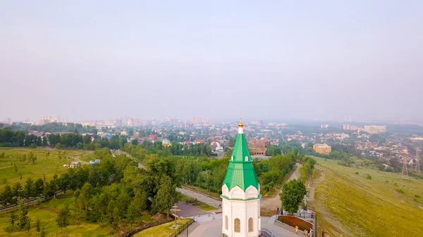 Paraskeva Pyatnitsa Şapel. Krasnoyarsk ve sembolü şehir ana müteşekkil Dron üzerinden  