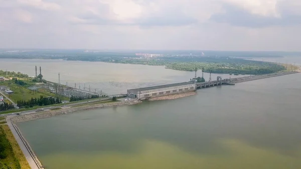 Νοβοσιμπίρσκ Υδροηλεκτρικό Εργοστάσιο Είναι Υδροηλεκτρικού Σταθμού Στον Ποταμό Στην Σοβιετική — Φωτογραφία Αρχείου