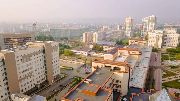 克拉斯诺亚尔斯克西伯利亚联邦大学 多功能综合体 从德龙 — 图库照片