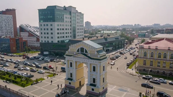 Russie Irkoutsk Juillet 2018 Porte Moscou Repère Sur Remblai Rivière — Photo