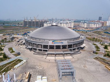 Rusya, Krasnoyarsk - 23 Temmuz 2018: Spor tesisi. Arena-Kuzey (Arena Sever çok fonksiyonlu karmaşık), hava fotoğrafçılığı