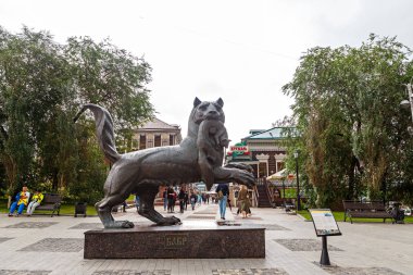 Rusya, Irkutsk - 25 Temmuz 2018: Heykel 