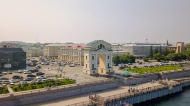 Rusya, Irkutsk - 27 Temmuz 2018: Moskova kapısı. Angara Nehri üzerinden Dron çıkabilir tarihinde dönüm noktası  