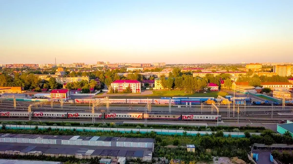 Росія Омськ Липня 2018 Залізничної Станції Міста Омськ Потяги Залізничних — стокове фото