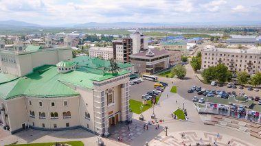 Rusya, Ulan-Ude-03 Ağustos 2018: SSCB G. Ts. Tsydynzhapov, dron gelen halk sanatçısı sonra Buryat Devlet Akademik Opera ve Bale Tiyatrosu adlı  