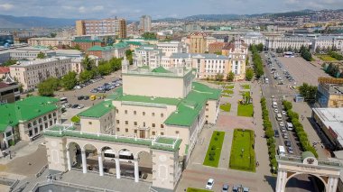 Rusya, Ulan-Ude-03 Ağustos 2018: SSCB G. Ts. Tsydynzhapov, dron gelen halk sanatçısı sonra Buryat Devlet Akademik Opera ve Bale Tiyatrosu adlı  