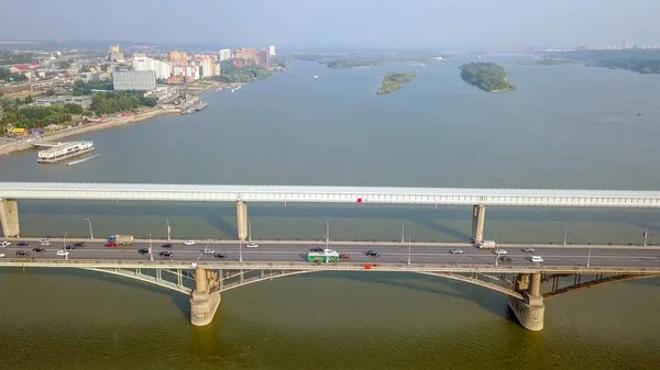 Metra Mostu Most Wspólny Panorama Miasta Nowosybirsk Zobacz Rzece Rosji — Zdjęcie stockowe