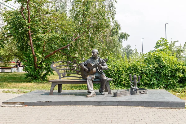 Rusia Krasnoyarsk Julio 2018 Monumento Músico Slava Gluck Monumento Músico —  Fotos de Stock