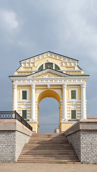 Russia Irkutsk Moscow Gate Installed City Irkutsk Embankment Angara River — Stock Photo, Image