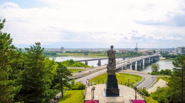 Rusya, Kemerovo - 21 Temmuz 2018: Anıt - İsveç madenciler için bellek. Kemerovo şehir. Rusya'dan Dron  