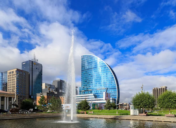 Mongolia Ulaanbaatar August 2018 Blue Sky Hotel Tower Located Heart — Stock Photo, Image