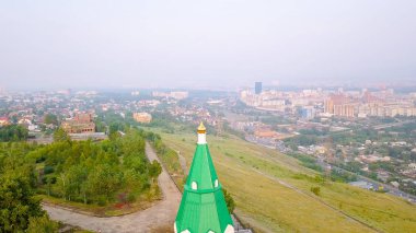 Paraskeva Pyatnitsa Şapel. Krasnoyarsk ve sembolü şehir ana müteşekkil Dron üzerinden  