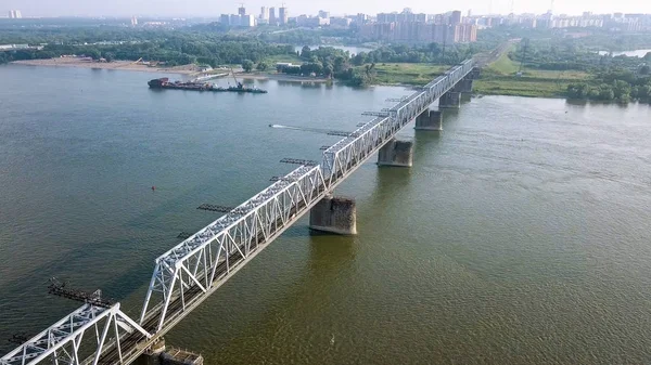 Первый Железнодорожный Мост Новосибирске Панорама Города Новосибирска Вид Реку Обь — стоковое фото