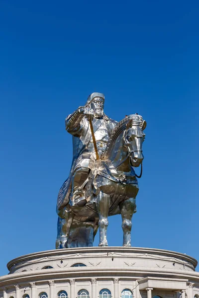 Mongolii Ułan Bator Sierpień 2018 Posąg Konny Czyngis Chana Słoneczną — Zdjęcie stockowe