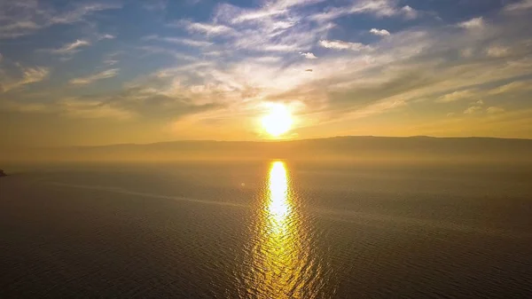 Russland Baikalsee Insel Olchon Sonnenuntergang Über Kleiner Meeresbucht Von Drohne — Stockfoto