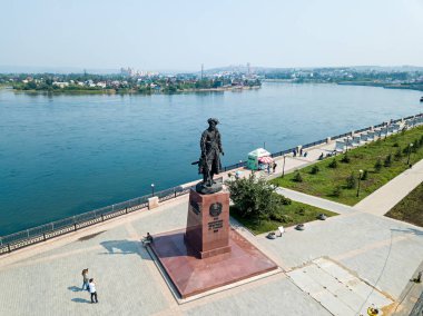 Rusya, Irkutsk - 27 Temmuz 2018: Anıt Irkutsk kurucuları. Hava fotoğrafçılığı