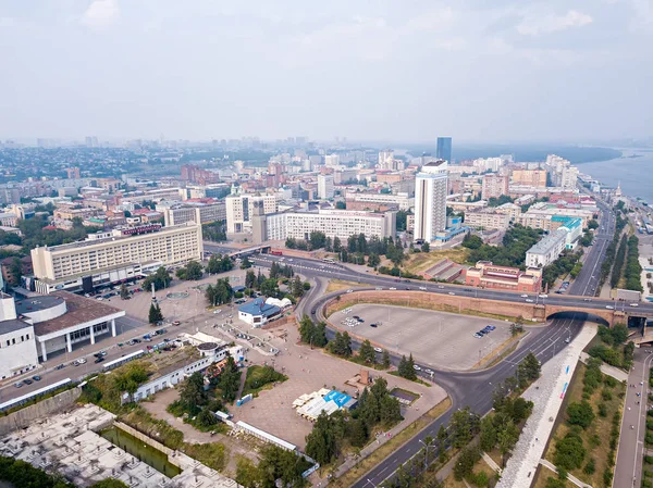 Rosja Krasnojarsk Lipca 2018 Ptaka Plac Teatralny Centrum Miasta — Zdjęcie stockowe