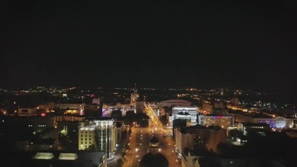 ロシア サランスク 2017 聖者大聖堂正義の戦士フョードル ウシャコフ 光の中の夜に点灯します サランスク ロシア ビデオ Ultrahd — ストック動画