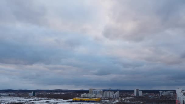 Evening Clouds Suburbs Yekaterinburg Russia Sunset Time Lapse Video Ultrahd — Stock Video