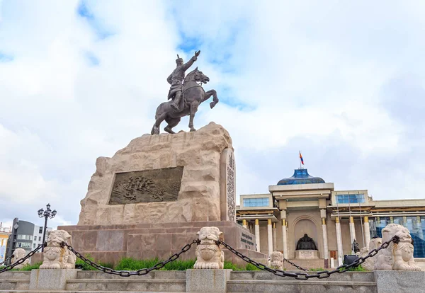 Mongolia Ulaanbaatar Agosto 2018 Monumento Sukhbaatar Monumento Inaugurato Luglio 1946 — Foto Stock