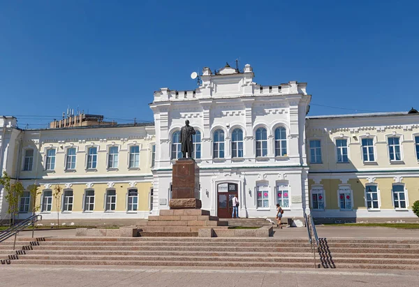 Rusko Omsk Července 2018 Pomník Lenin Postaven Ulici Museum — Stock fotografie