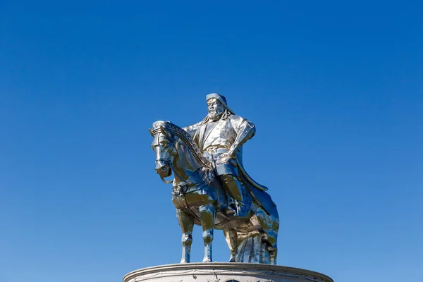 Mongólia Ulaanbaatar Agosto 2018 Estátua Equestre Genghis Khan Clima Ensolarado — Fotografia de Stock