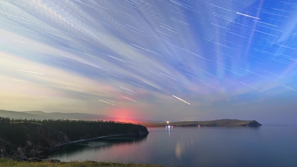 Rosja Jezioro Bajkał Wyspa Olchon Chmury Gwiazd Księżycowej Nocy Nad — Wideo stockowe