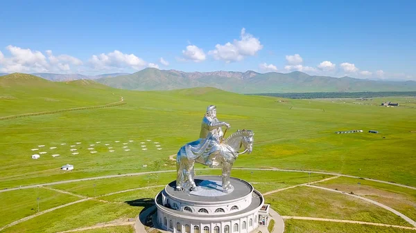 Кінна Статуя Чингісхана Сонячну Погоду Монголія Улан Батор Від Drone — стокове фото
