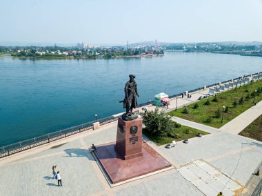 Rusya, Irkutsk - 27 Temmuz 2018: Anıt Irkutsk kurucuları. Hava fotoğrafçılığı