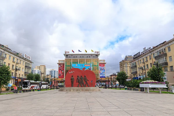 Mongolii Ułan Bator Sierpień 2018 Pomnik Grupy Beatles Znajduje Się — Zdjęcie stockowe