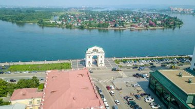 Rusya, Irkutsk. Moskova kapısı. Angara Nehri üzerinden Dron çıkabilir tarihinde dönüm noktası  