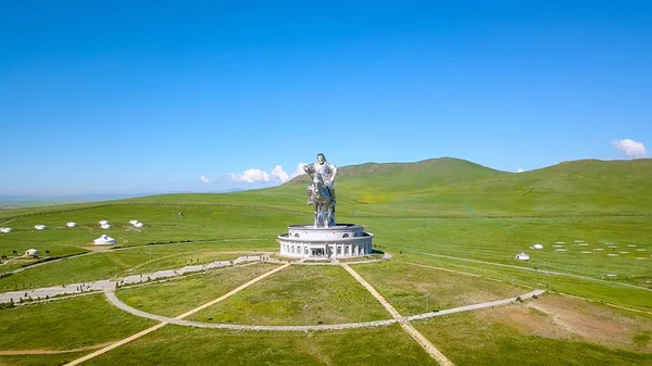 Estátua Equestre Genghis Khan Tempo Ensolarado Mongólia Ulaanbaatar Drone — Fotografia de Stock