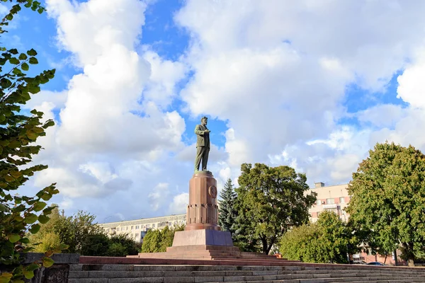 Russie Kaliningrad Septembre 2018 Monument Kalinine Place Kalinin Devant Gare — Photo