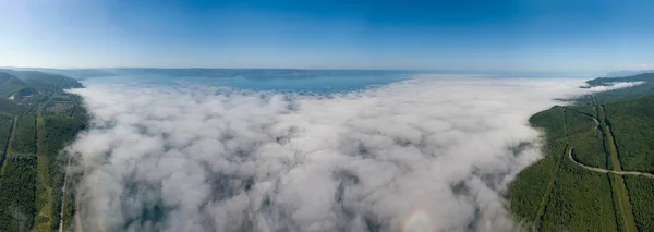 Panorama Del Lago Baikal Disparado Sobre Las Nubes Montañas Cubiertas — Foto de Stock