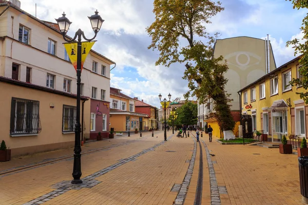 Rusya, Zelenogradsk - 22 Eylül 2018: Yeni yaya cadde - Kurortny umudu