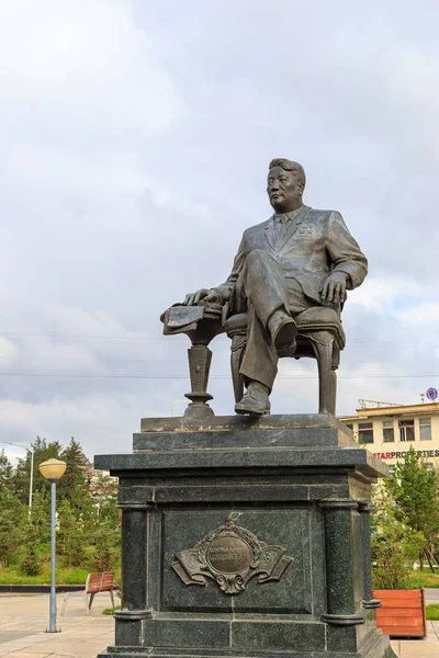 Mongolii Ułan Bator Sierpień 2018 Pomnik Yumzhagiin Tsedenbalu Stanął Czele — Zdjęcie stockowe